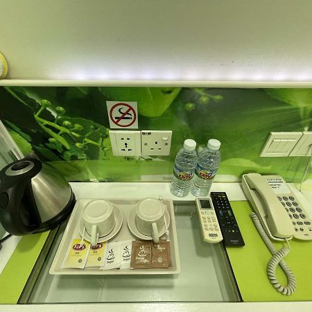 Green Apple Boutique Hotel Kota Kinabalu Luaran gambar