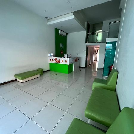 Green Apple Boutique Hotel Kota Kinabalu Luaran gambar