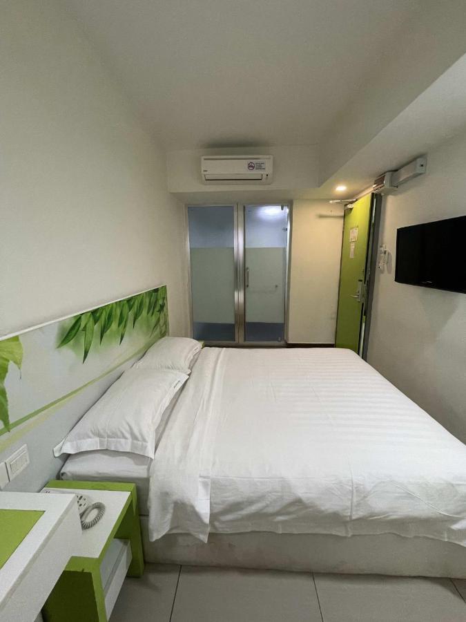 Green Apple Boutique Hotel Kota Kinabalu Luaran gambar