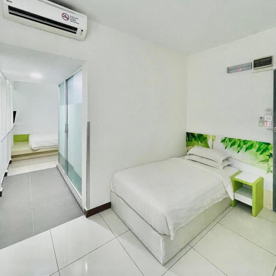 Green Apple Boutique Hotel Kota Kinabalu Luaran gambar