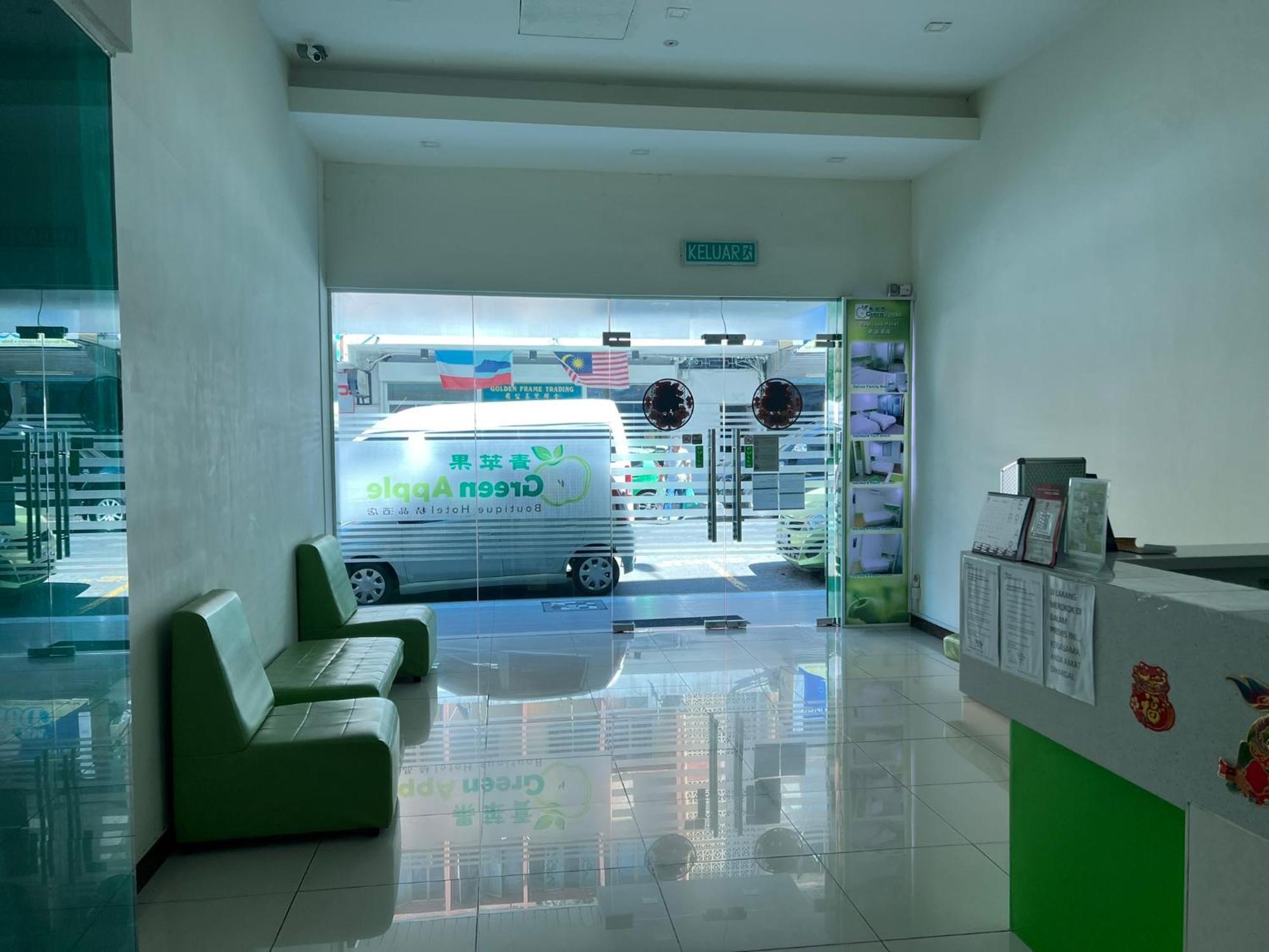 Green Apple Boutique Hotel Kota Kinabalu Luaran gambar