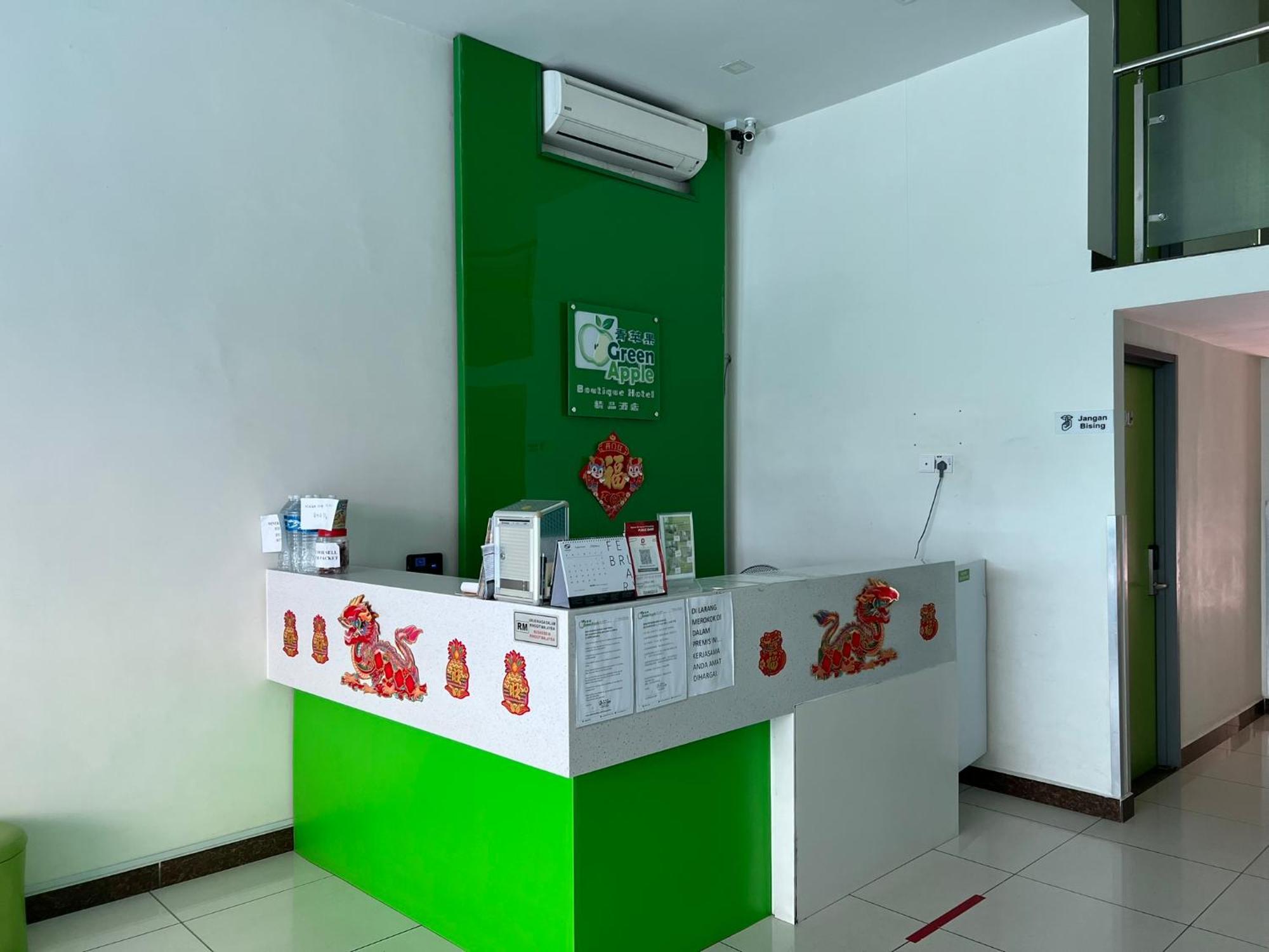Green Apple Boutique Hotel Kota Kinabalu Luaran gambar